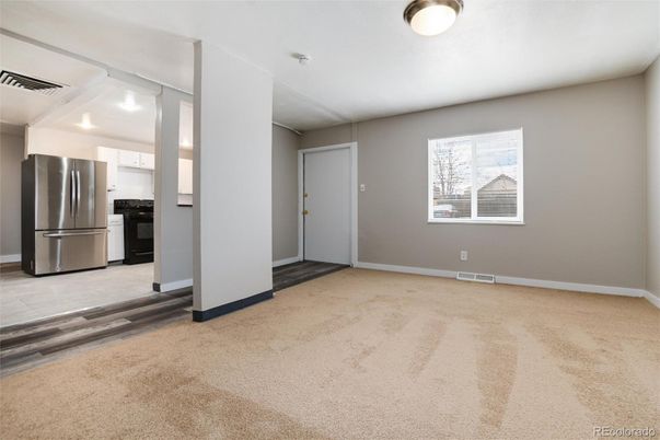 Empty room, Interior, Kitchen, Stainless Steel Appliances