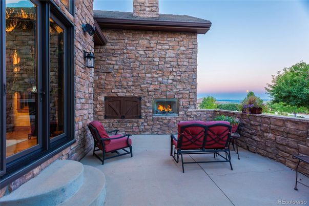 Exterior, Fireplace, Water