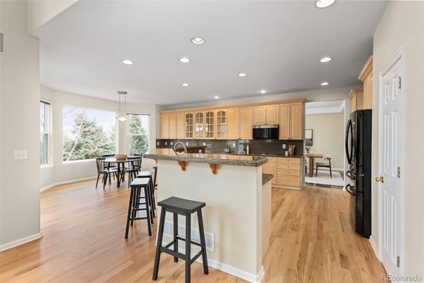 Dining room, Interior, Kitchen, Pendant Lights, Recessed Lighting, Wood Texture Flooring