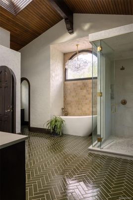 Bathroom, Free Standing Baths, Glass Shower, Interior, Wooden Beams, Wooden Ceilings