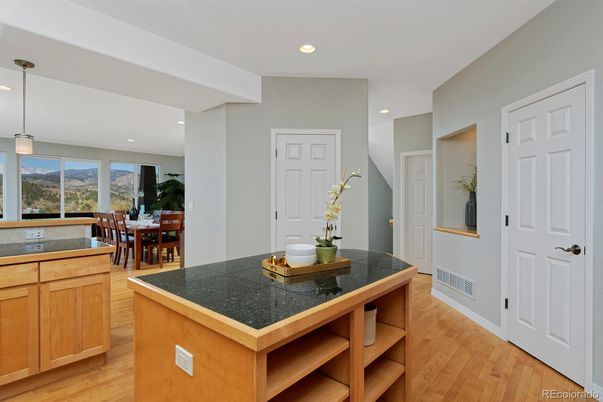 Dining room, Interior, Kitchen, Pendant Lights, Recessed Lighting, Wood Texture Flooring