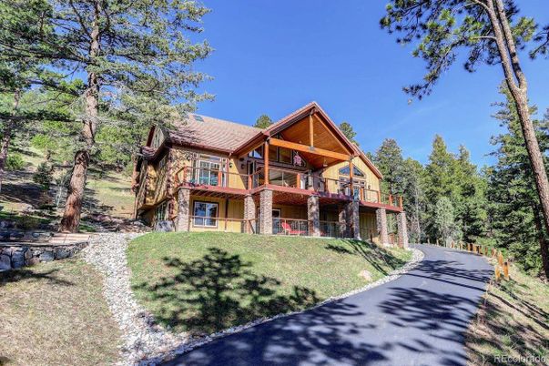 Backyard, Exterior, Facade, Log Home
