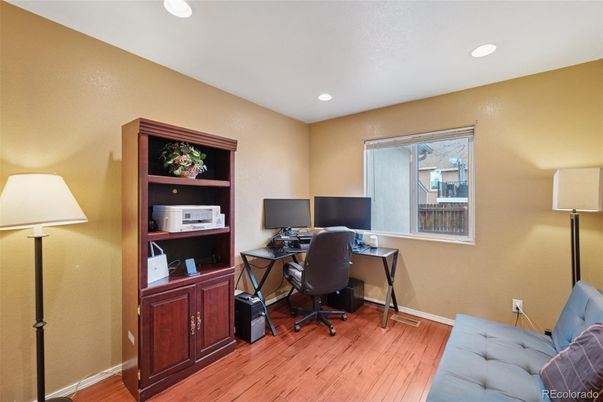 Home Office, Interior, Recessed Lighting, Wood Texture Flooring