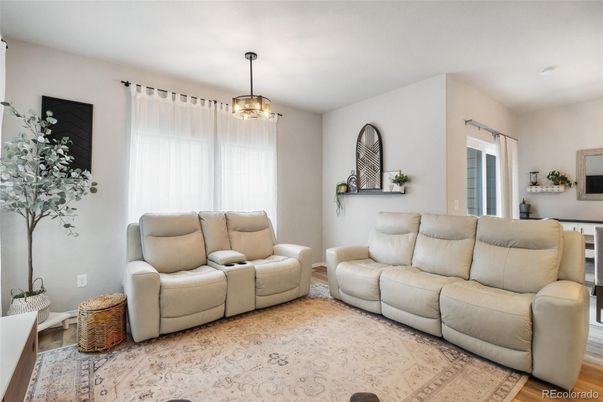 Interior, Living room, Pendant Lights, Wood Texture Flooring
