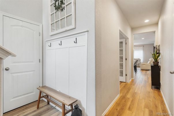 Interior, Recessed Lighting, Wood Texture Flooring