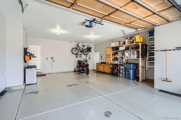 Garage, Interior