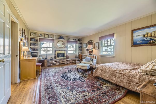 Bedroom, Fireplace, Interior, Living room, Wood Texture Flooring