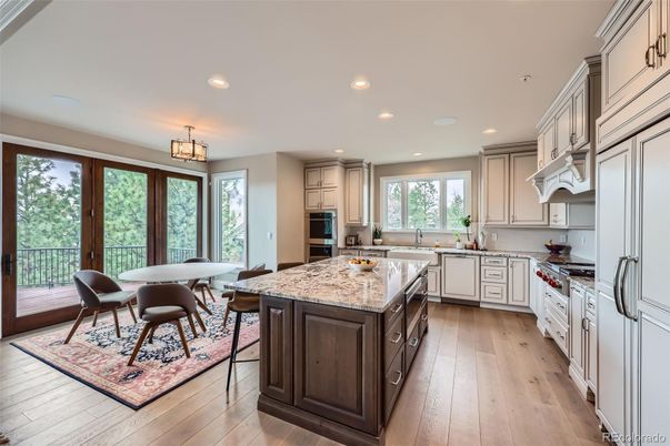 Dining room, Interior, Kitchen, Recessed Lighting, Wood Texture Flooring