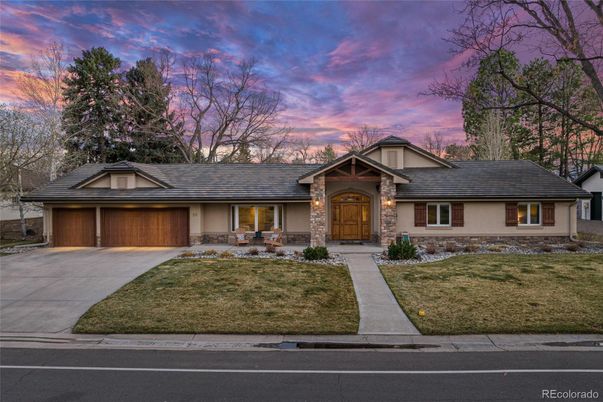 Attached, Exterior, Facade, Ranch