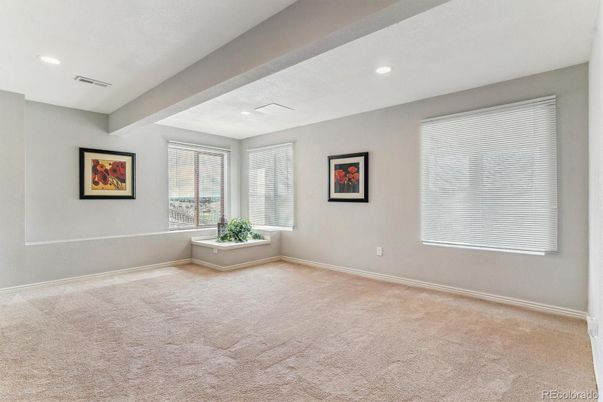 Empty room, Interior, Recessed Lighting