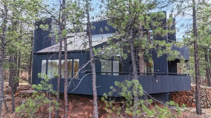 Exterior, Facade, None