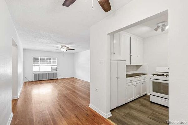 Empty room, Interior, Kitchen, Wood Texture Flooring