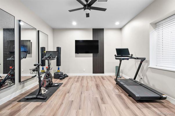 Fitness Equipment, Interior, Recessed Lighting, Wood Texture Flooring