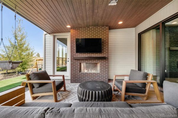 Exterior, Fireplace