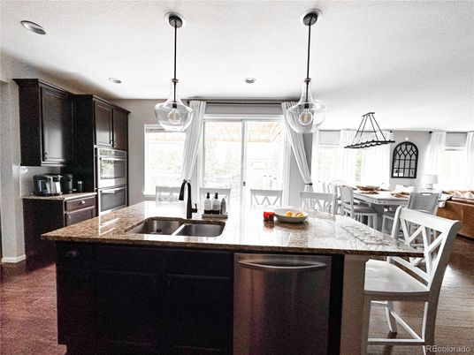 Dining room, Interior, Kitchen, Pendant Lights, Recessed Lighting, Stainless Steel Appliances