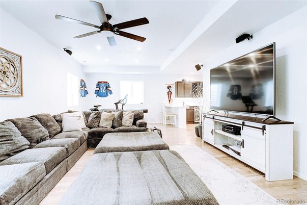 Interior, Kitchen, Living room, Recessed Lighting, Wood Texture Flooring