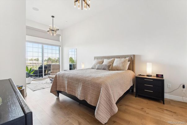 Bedroom, Interior, Pendant Lights, Wood Texture Flooring