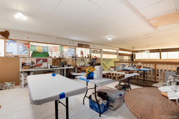 Game Room, Interior