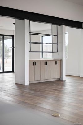 Empty room, Interior, Pendant Lights, Wood Texture Flooring