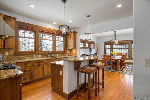 Dining room, Interior, Kitchen, Pendant Lights, Recessed Lighting, Wood Texture Flooring