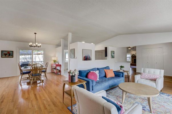 Chandelier, Dining room, Interior, Living room, Pendant Lights, Wood Texture Flooring