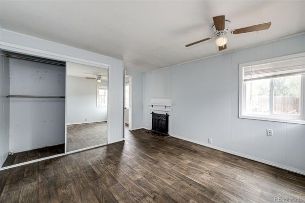 Empty room, Fireplace, Interior, Wood Texture Flooring