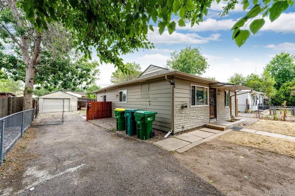 Backyard, Detached Garage, Exterior