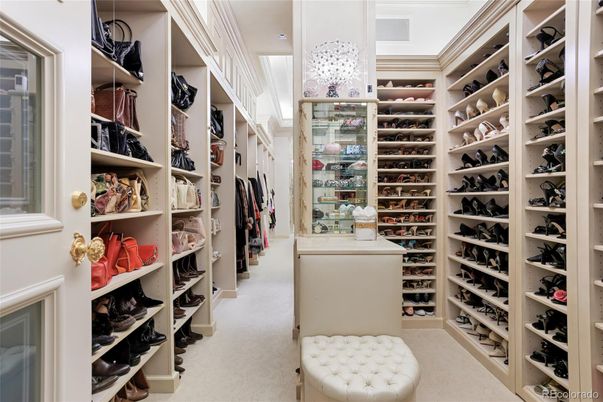 Interior, Walk-in Closets