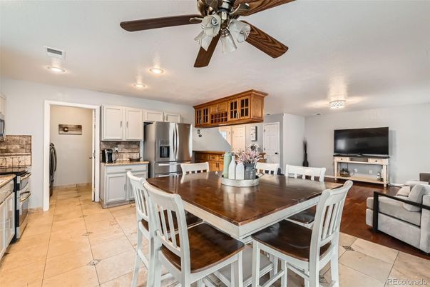 Dining room, Interior, Kitchen, Recessed Lighting, Stainless Steel Appliances
