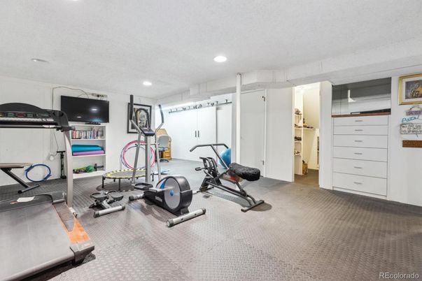 Fitness Equipment, Interior, Recessed Lighting