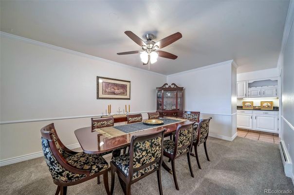 Dining room, Interior