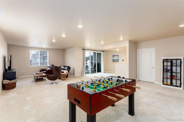 Game Room, Interior, Recessed Lighting