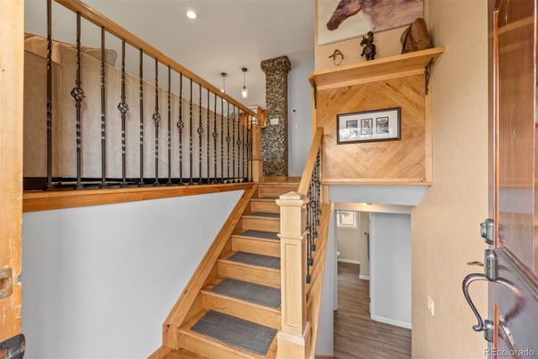 Interior, Pendant Lights, Recessed Lighting, Wood Texture Flooring