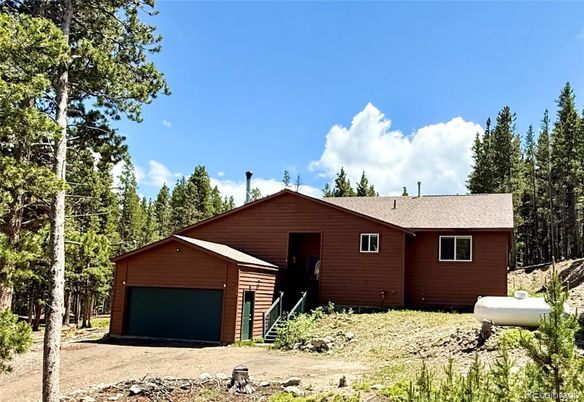 Backyard, Detached Garage, Exterior