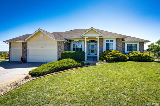 Attached, Exterior, Facade, Brick Facade, Ranch