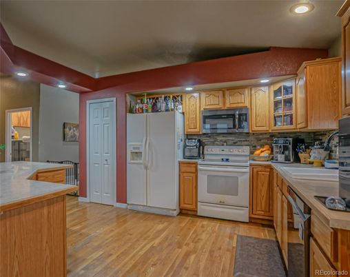Interior, Kitchen, Recessed Lighting, Wood Texture Flooring