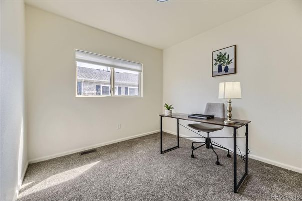 Home Office, Interior