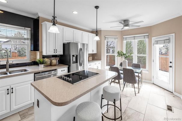Dining room, Interior, Kitchen, Pendant Lights, Recessed Lighting, Stainless Steel Appliances