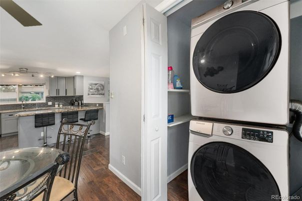 Interior, Kitchen, Recessed Lighting, Washer, Wood Texture Flooring