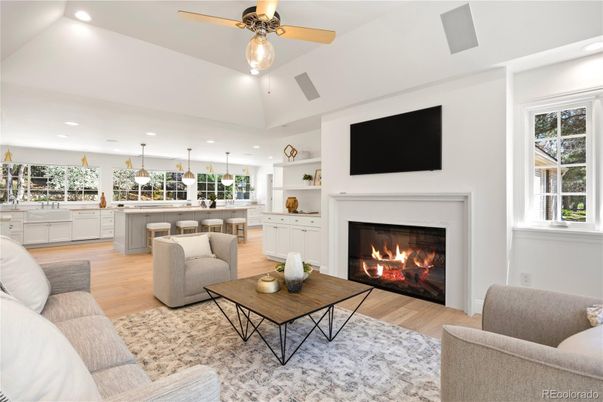 Fireplace, Interior, Living room, Pendant Lights, Recessed Lighting, Wood Texture Flooring