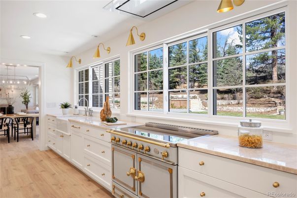 Dining room, Interior, Kitchen, Pendant Lights, Recessed Lighting, Wood Texture Flooring