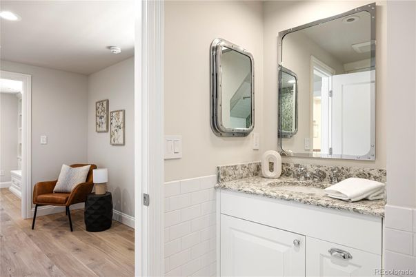 Bathroom, Interior, Recessed Lighting, Wood Texture Flooring