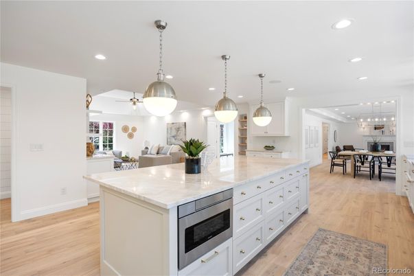 Dining room, Interior, Kitchen, Living room, Pendant Lights, Recessed Lighting, Stainless Steel Appliances, Wood Texture Flooring