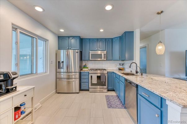 Interior, Kitchen, Pendant Lights, Recessed Lighting, Stainless Steel Appliances