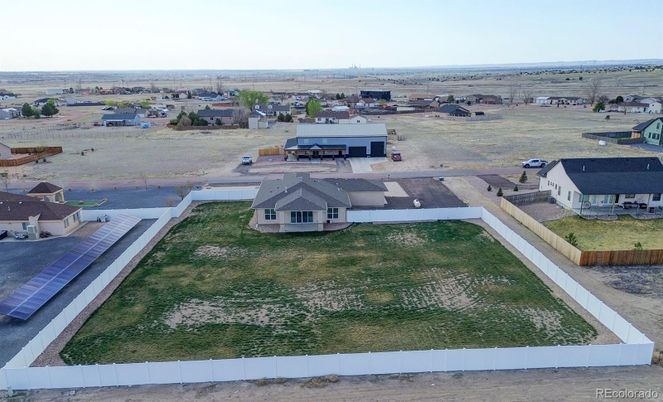 Exterior, Drone