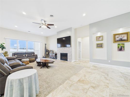 Fireplace, Interior, Living room, Recessed Lighting