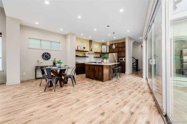 Dining room, Interior, Kitchen, Pendant Lights, Recessed Lighting, Wood Texture Flooring