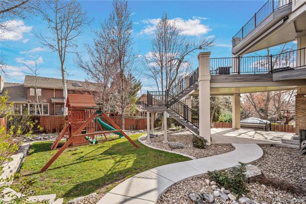 Backyard, Exterior, Playground