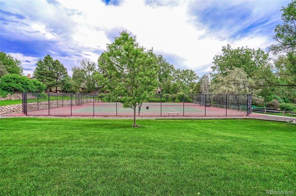 Exterior, Tennis Courts
