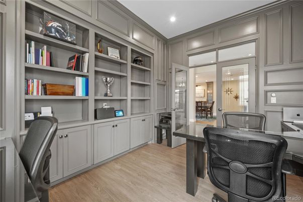 Home Office, Interior, Recessed Lighting, Wood Texture Flooring